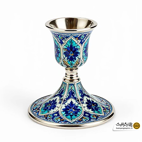 تصویر استوک جا شمعی نقره‌ای پایه کوتاه با طرح کاشی کاری سنتی